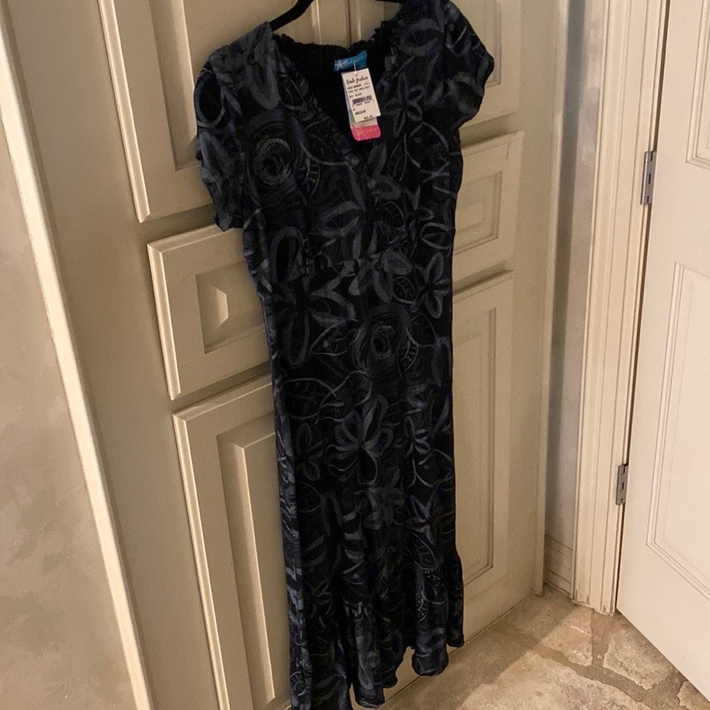 MIDI sundress 100% cotton. Flattering A line.